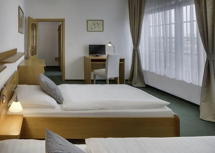Oya Hotel Praha
