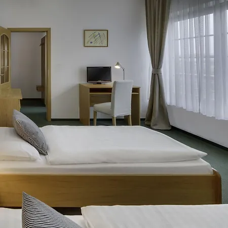 Oya Hotel Prag