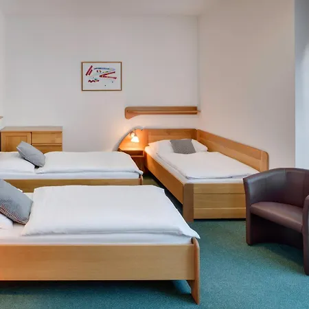 Hotel Oya 3*