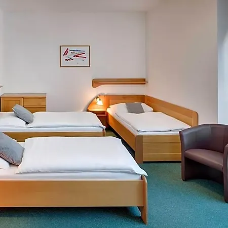 Hotel Oya 3*
