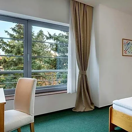 Oya Hotel 3*