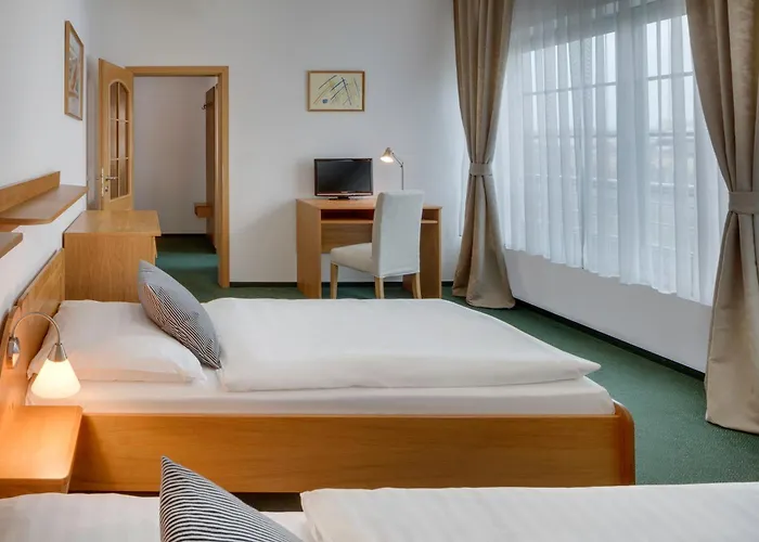 Oya Hotel Prague