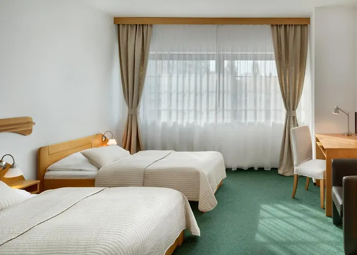 Oya 3* Prague
