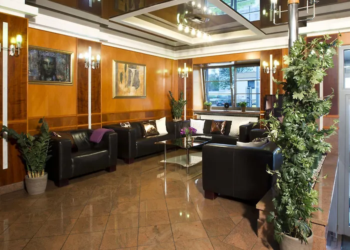 Oya Hotell 3*