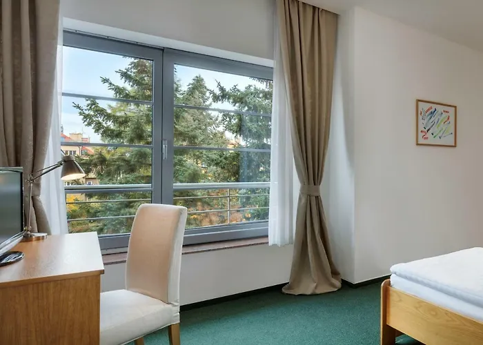Oya Hotel