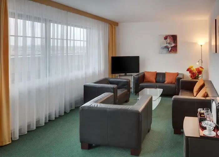 Oya Hotell 3*